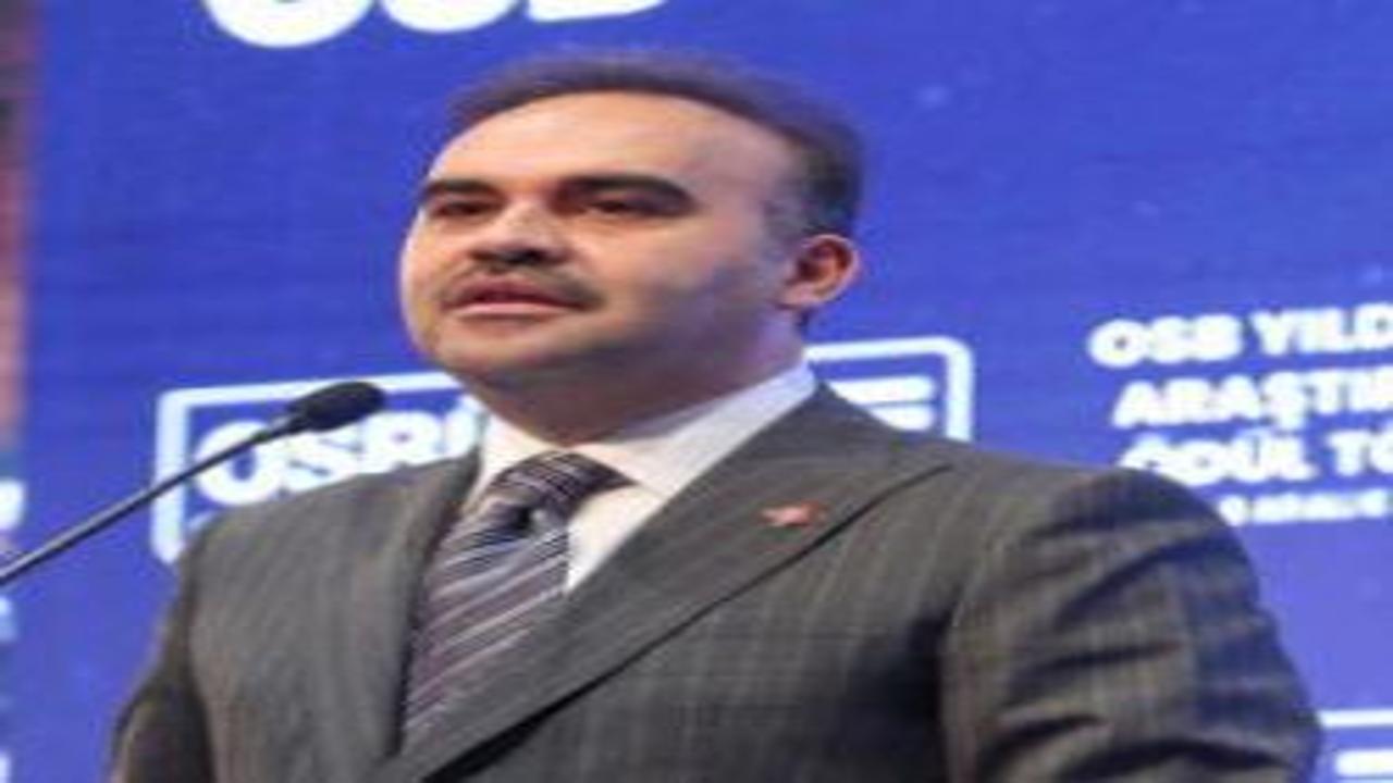 Bakan Kacır, 21. KOBİ Zirvesi'nde konuştu