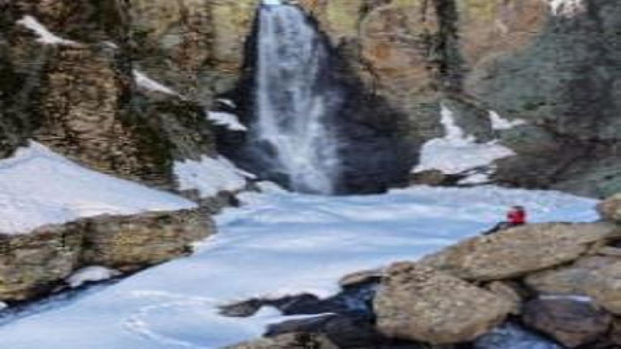 Bingöl'ün saklı cenneti: Çır Şelalesi doğaseverleri mest ediyor