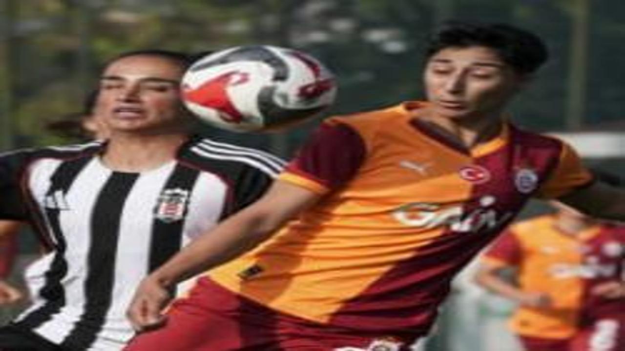 Kadın futbolunda derbi günü!