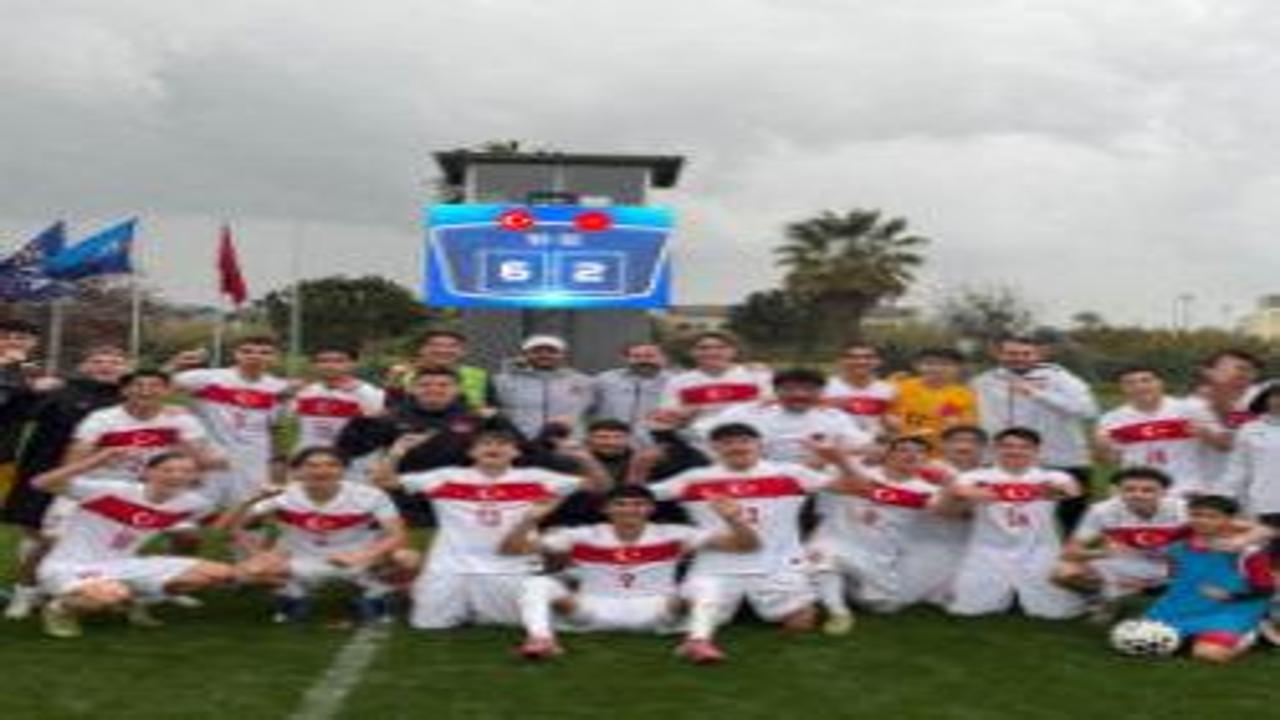 Dünya devinde oynayan 16'lık Türk yıldız milli maça damga vurdu! 5 golde imzası var