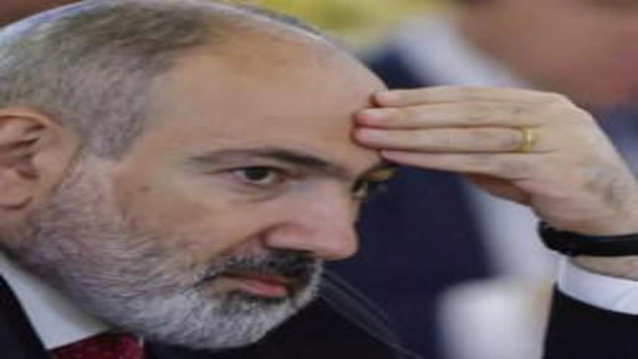 Paşinyan'a kilisede saldırı girişimi