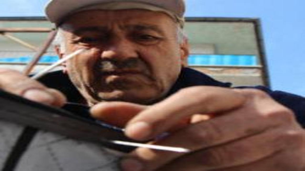 Yaşamı belgesel oldu! 50 yıldır aynı işten ekmeğini çıkartan usta: Ülkemi seviyorum