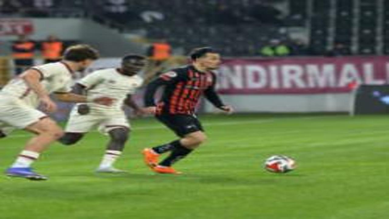 7 maçlık seri sona erdi! Uğur Uçar'ın ekibi kaybetti