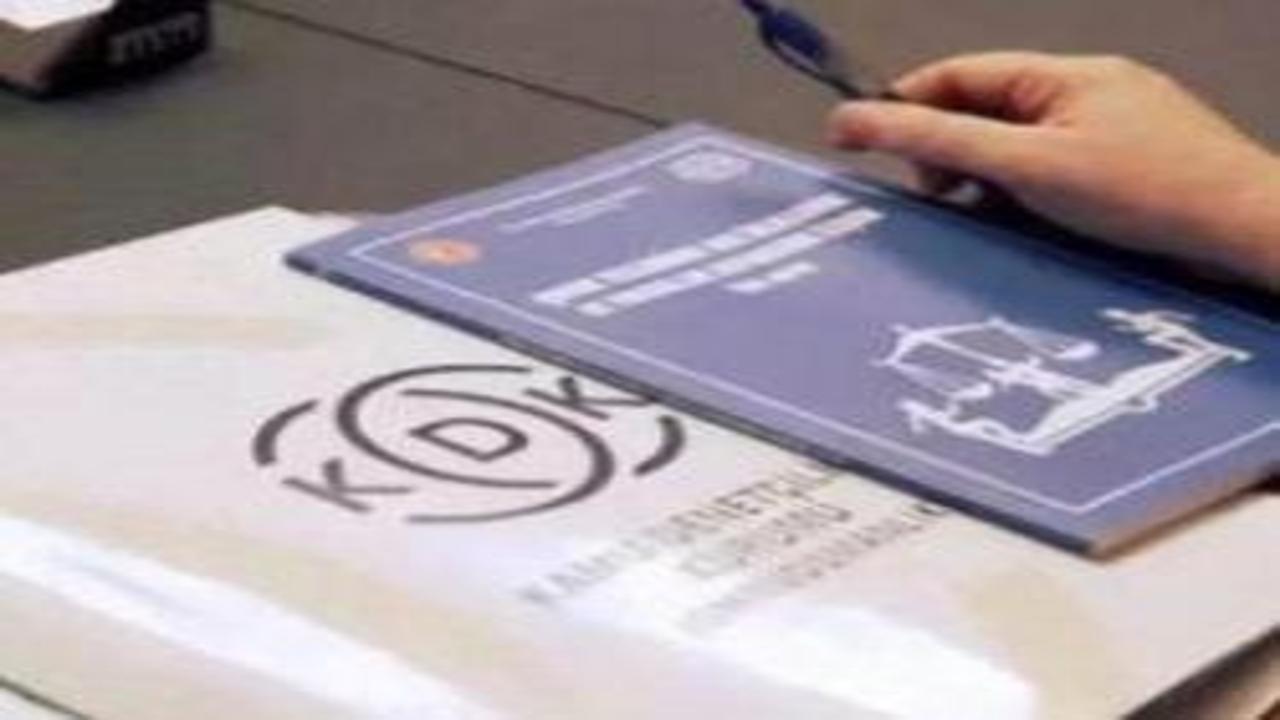 16 bin liralık ders kitabı için karar