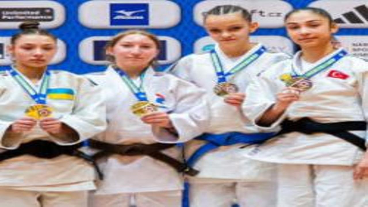 Havva Sena'dan 1 ayda 2 madalya