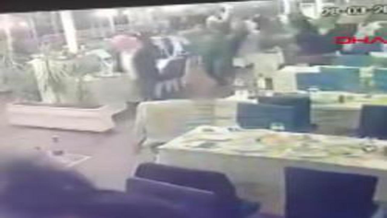 Adana'da restoranda ölümlü silahlı kavganın görüntüleri ortaya çıktı