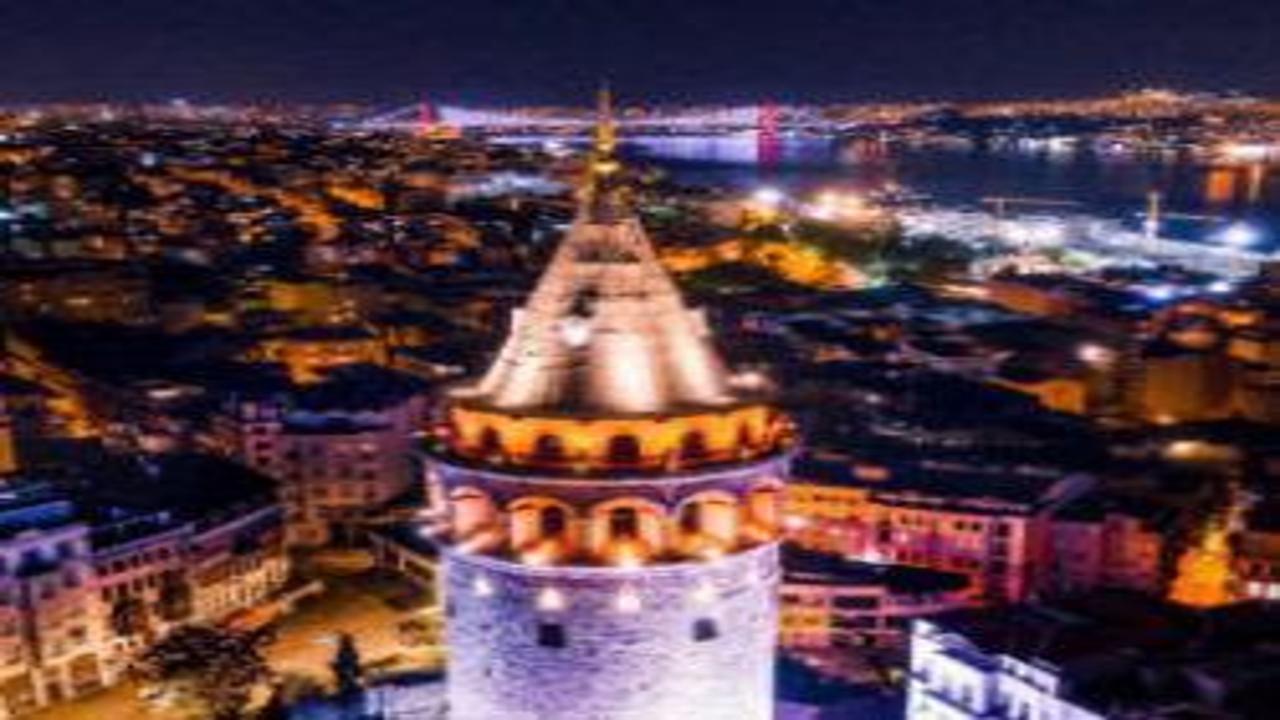 Turizmde tarihi sıçrama! Bakan Ersoy Antalya'dan duyurdu: Gelirler yüzde 109 arttı