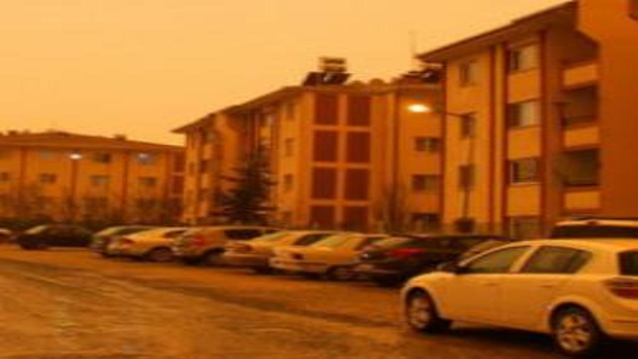 Çöl tozu geliyor! Meteoroloji 31 ili sarı kodla uyardı: Resmen çamur yağacak