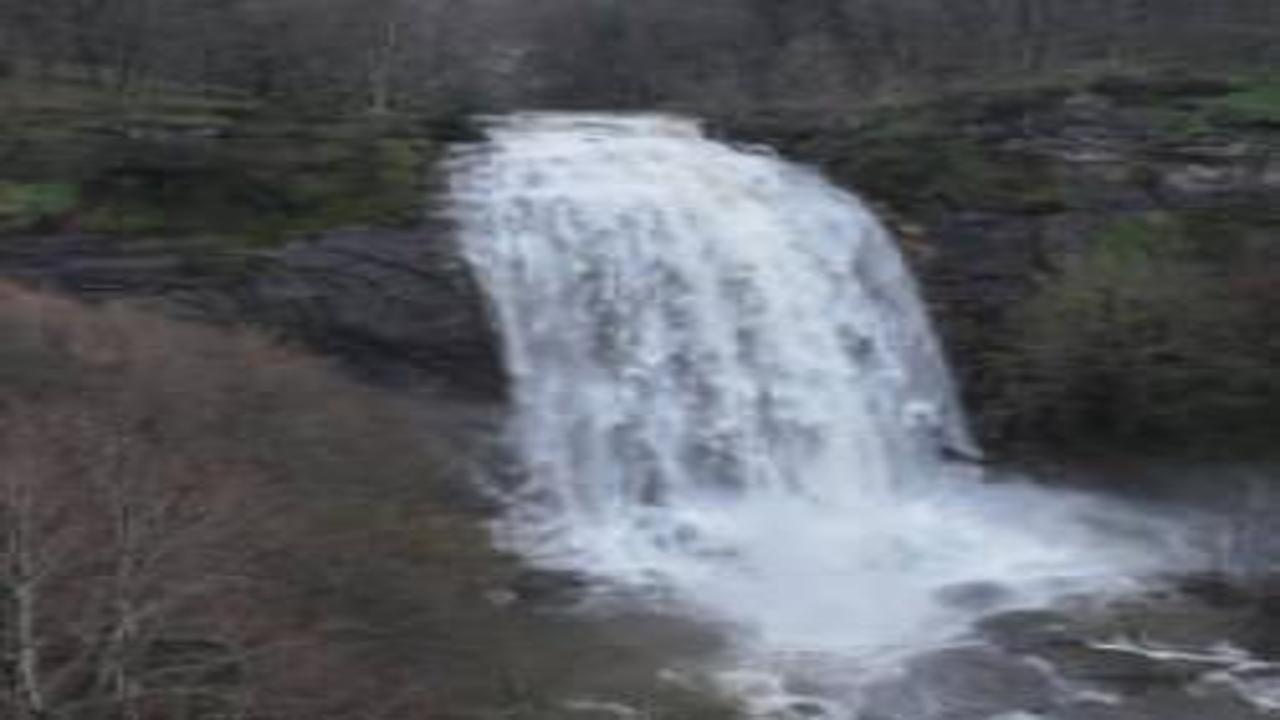 Fay hattı kırılınca ortaya çıkan doğa harikası: Suuçtu Şelalesi