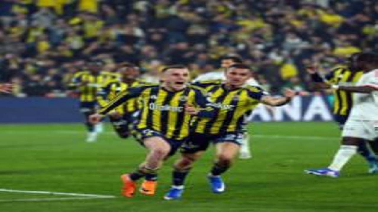 Fenerbahçe zirveye 1 puan uzaklıkta