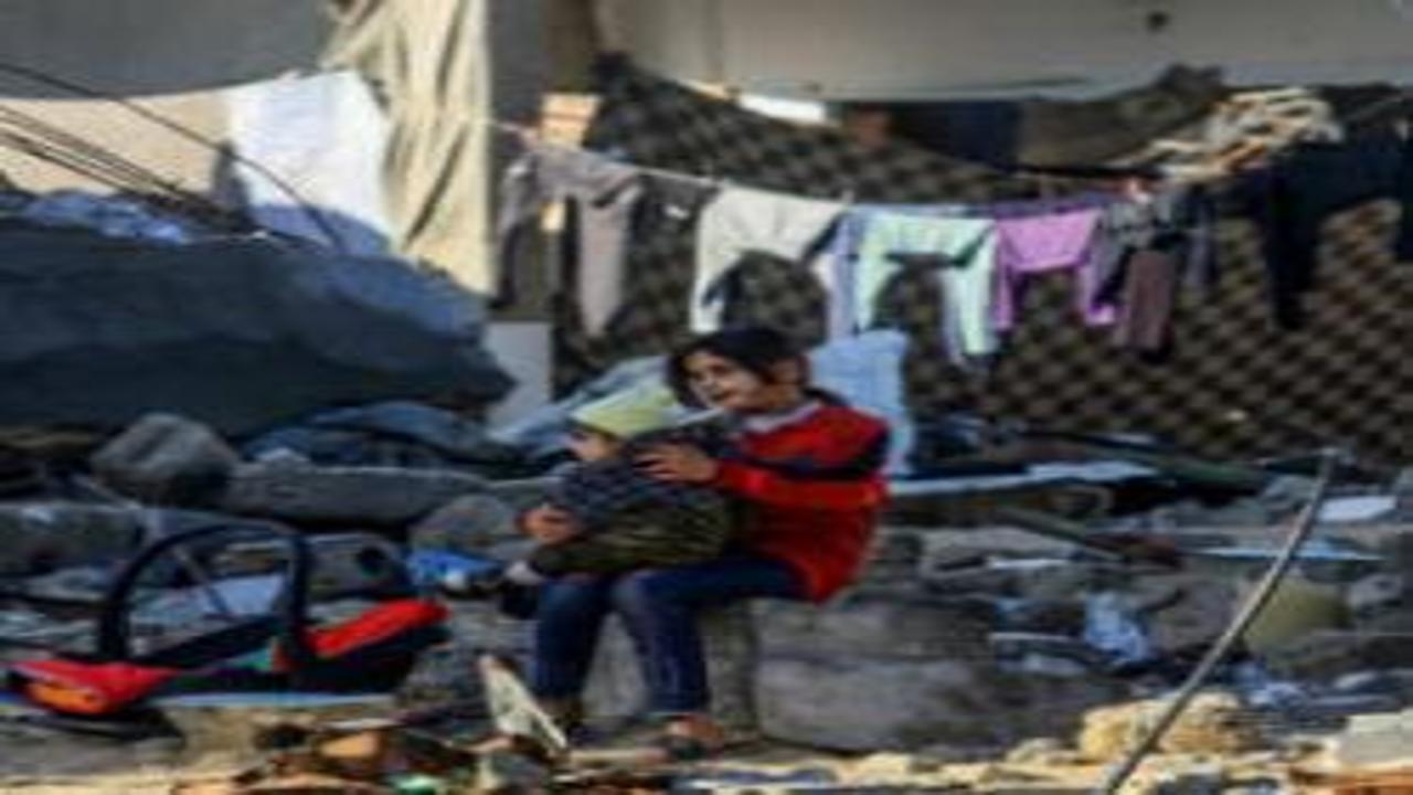 Gazzeli çocuklar ateşkesin gölgesinde açlıkla savaşıyor