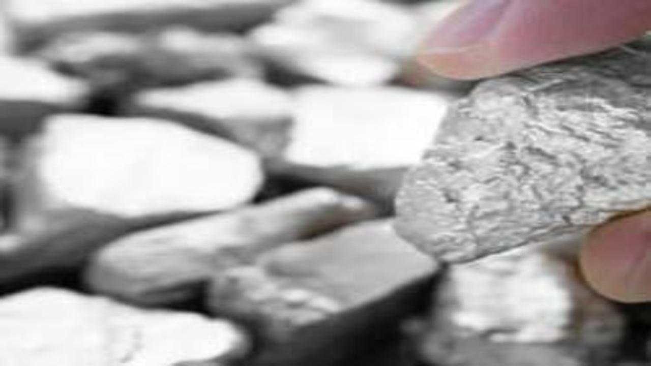 Gümüş yön arıyor! Gümüş artar mı, düşer mi?