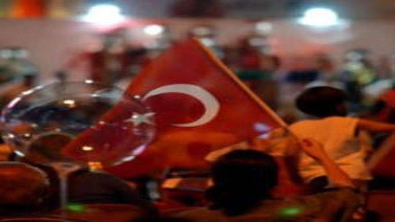 İletişim Başkanı Duran'dan çok önemli Türkiye mesajı  'Sorumluluk üsteniyor'