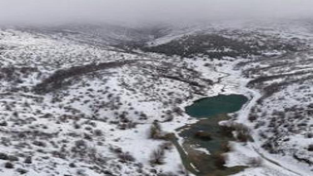 Isparta’da kış masalı! Sultan Dağları ilkbaharda da beyaz örtüyle kaplı