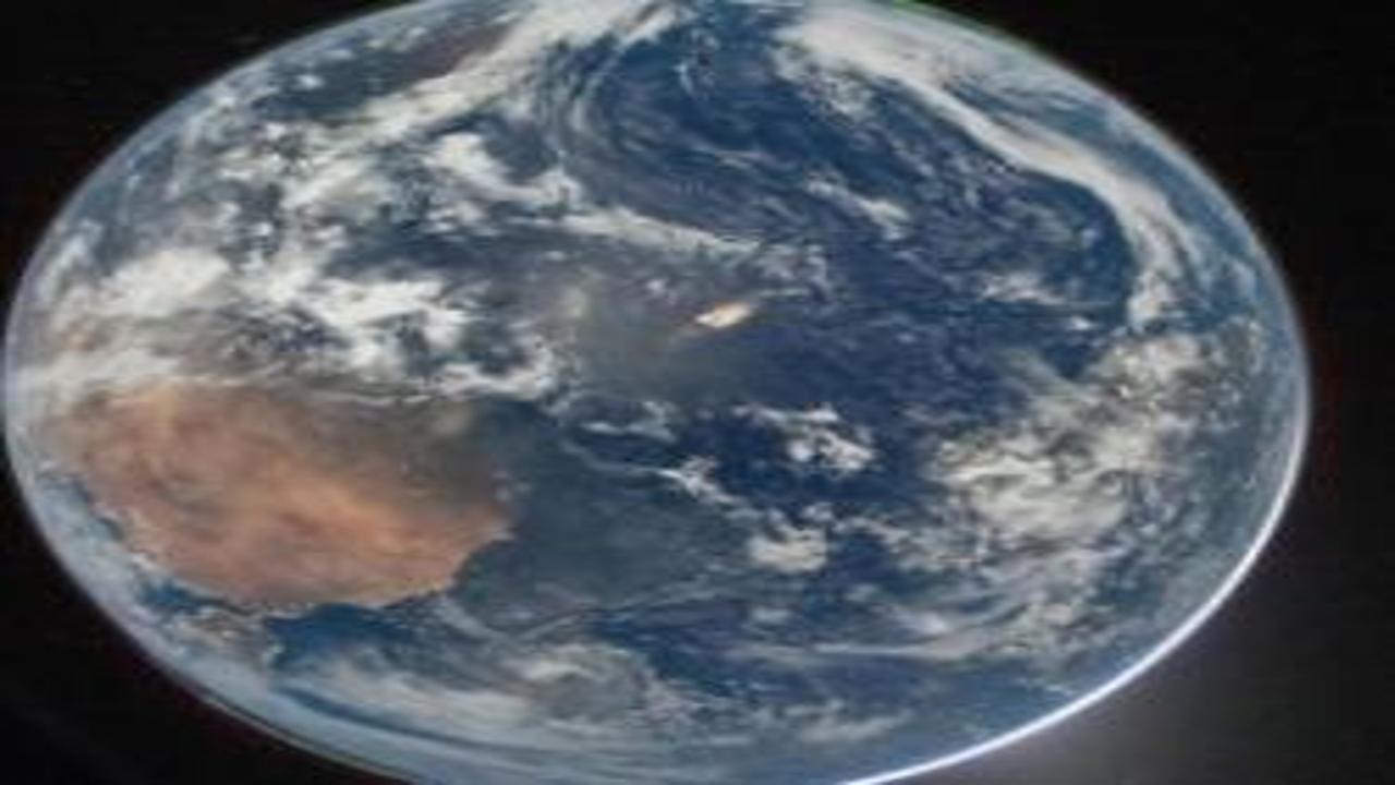 NASA'dan 54 yıl arayla Dünya paylaşımı