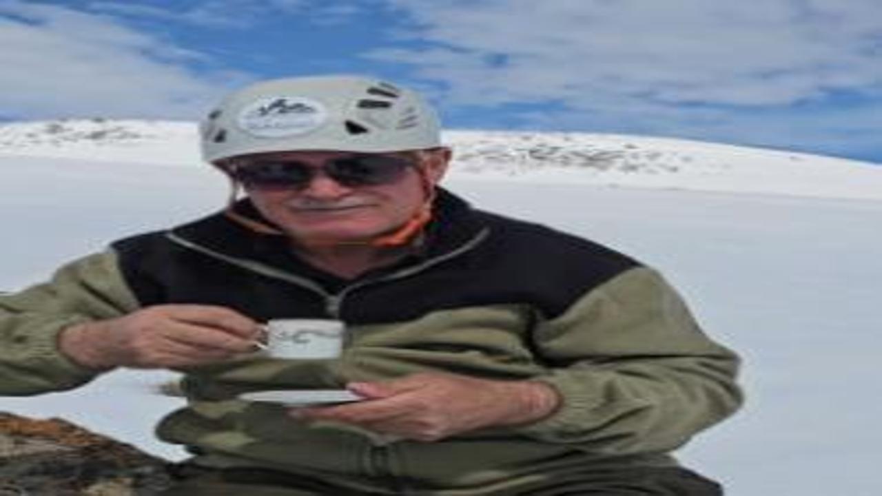 Kahve için dağa çıktılar! Süphan Dağı manzarasında kilometrelerce yürüyüş