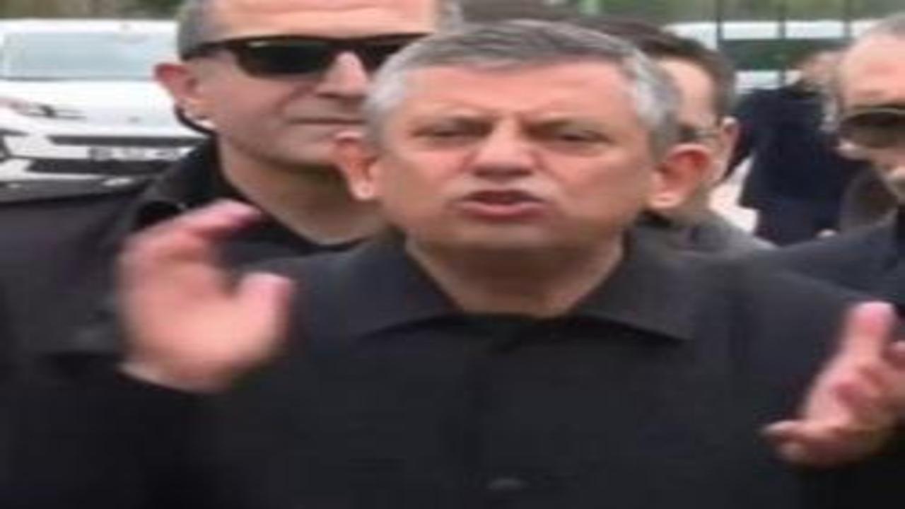 'Karikatür' gibi Özgür Özel! Operasyonlar sonrası ruh hali bozuldu