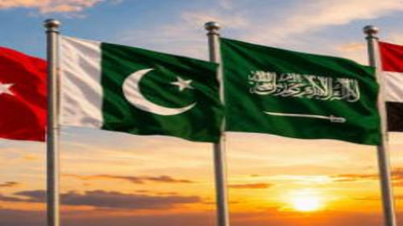 'Sünni eksen' ihtimali Batı'ya kabus oldu: 'Nükleer silahlar transfer edilebilir'