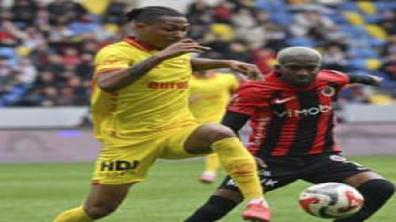 Göztepe 6 maç sonra Gençlerbirliği'ne patladı! 3 puan penaltılarla geldi