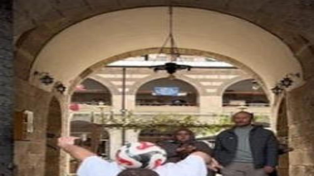 Tokat'ın tarihini futbol şovuyla tanıtıyor