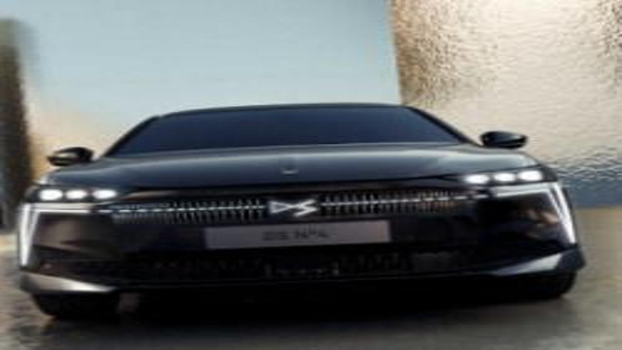 Yeni DS N°4 Nisan’da Türkiye’de: Fransız zarafeti ve teknoloji bir arada