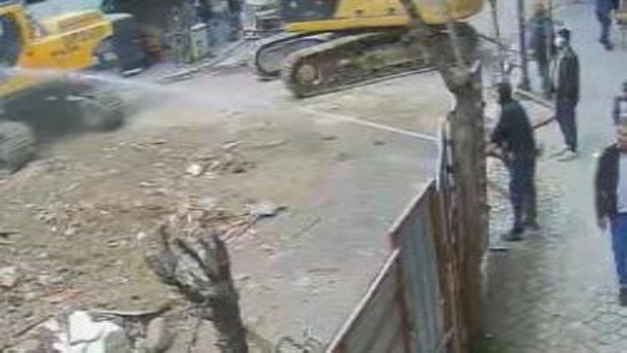 Zeytinburnu'nda inşaattan beton parçası düştü; 6 yaşındaki çocuk öldü