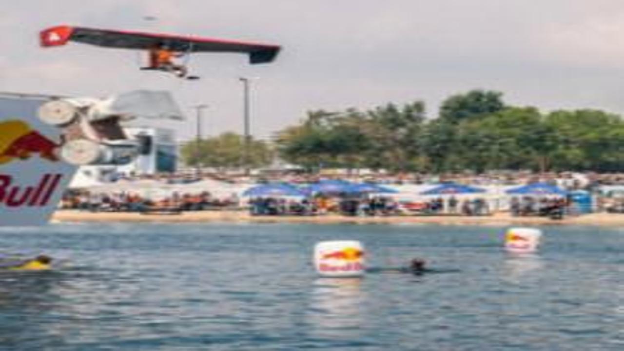 4 yıl sonra geri dönüyor! Caddebostan’da uçuş şov