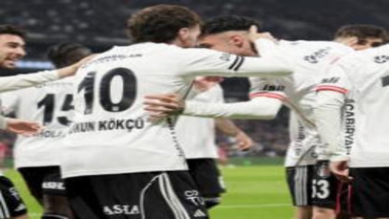Dolmabahçe'de gol yağmuru! Kartal yıldızlarıyla yüksekten uçtu
