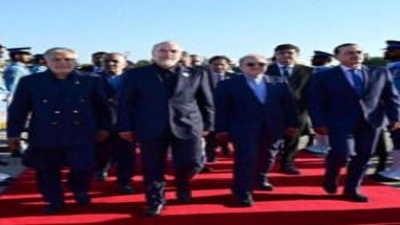 İran heyeti Pakistan’dan ayrıldı