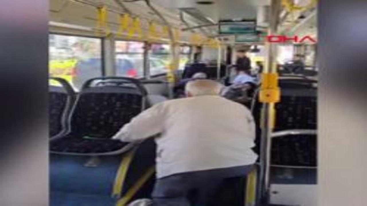 İsrail konsolosluğu önünde çıkan çatışma anında  otobüsteki yolcular panik yaşadı