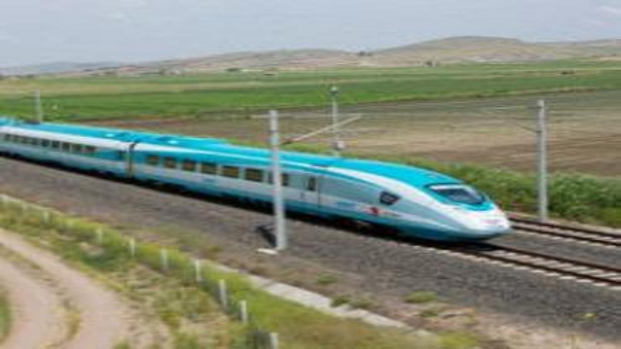 Bakan Uraloğlu müjdeyi verdi! Hızlı tren ile süre 2 saate iniyor