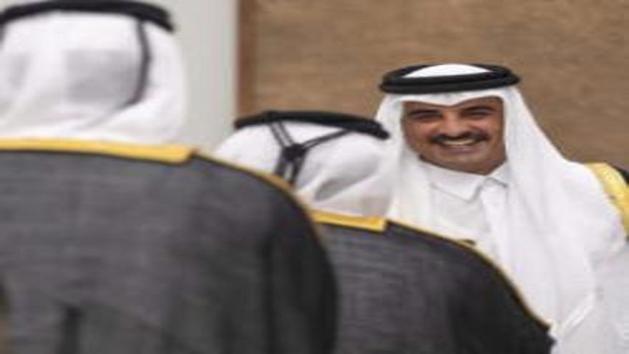 Katar Emiri Şeyh Temim ile İspanya Başbakanı Sanchez telefonda görüştü