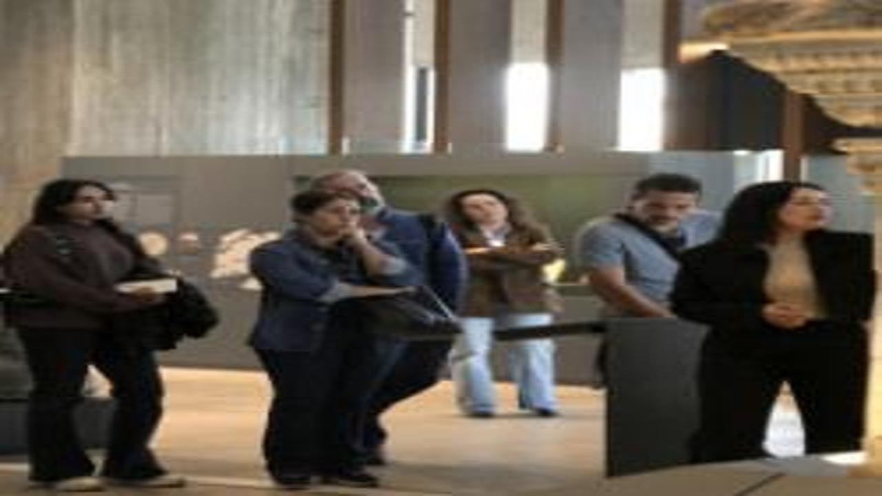 Saklı kalan hikayeleri dinlediler: Troya Müzesi’nde rehberli tur etkinliği