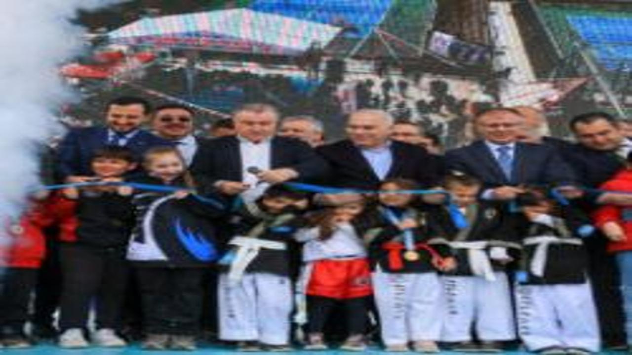Silivrikapı Spor Köyü açıldı! Bakan Bak 'En büyük hayalimiz' diyerek projeyi duyurdu