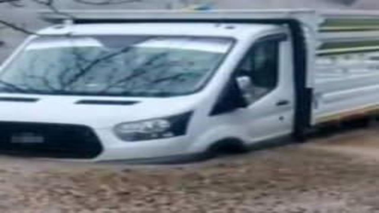 Bitlis'te sel felaketi! Kabus gibi görüntüler kamerada