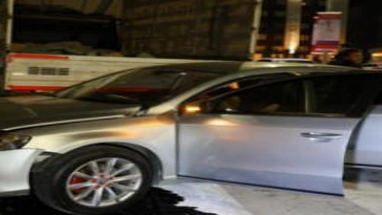 Elazığ’da pikap ile otomobil çarpıştı: 5 yaralı