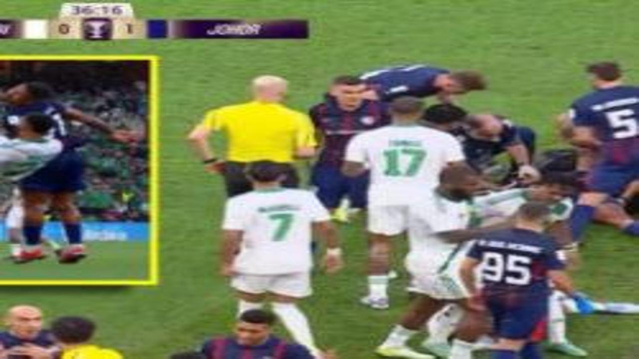 Asya Şampiyonlar Ligi'nde korkutan anlar! Yüzüne tekme gelen Jairo bilincini kaybetti