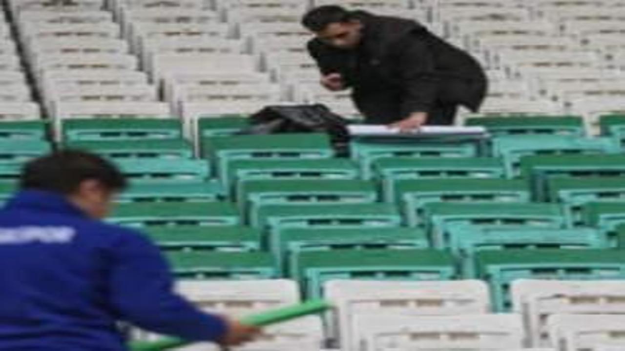 Bursaspor'dan şampiyonluk maçına özel hazırlık! Binlerce karton koroegrafi için hazır