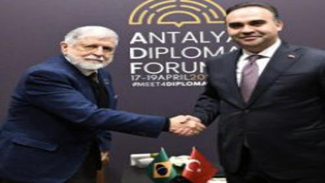 Antalya’da diplomasi trafiği! Bakan Kacır’dan peş peşe kritik  görüşmeler