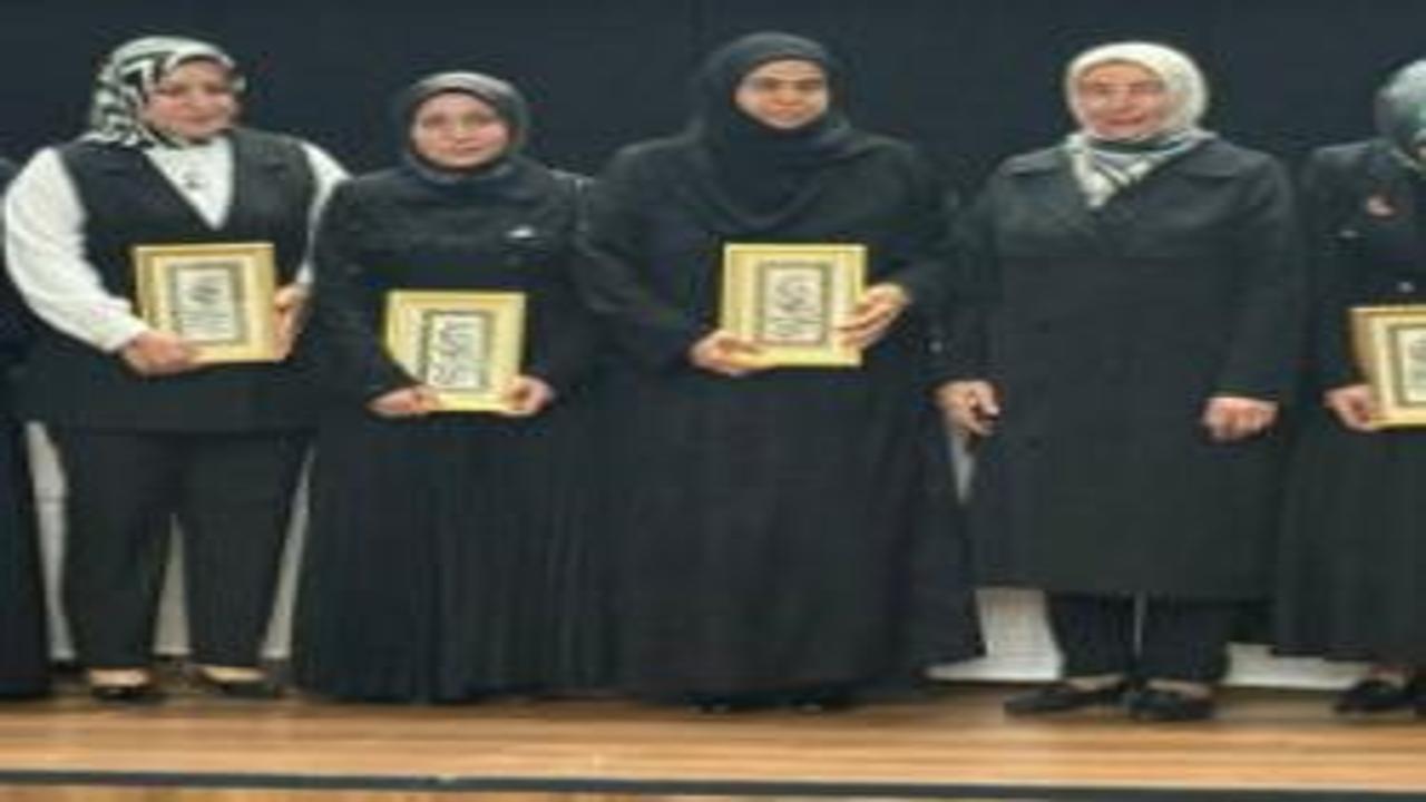 İHH, Diyarbakır’da ‘Sivil Toplumda Kadın’ paneli düzenledi