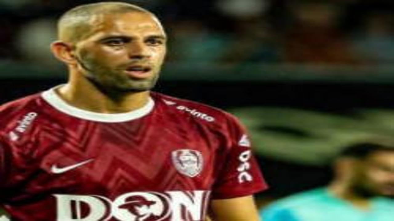 Islam Slimani Romanya'da da tutunamadı!