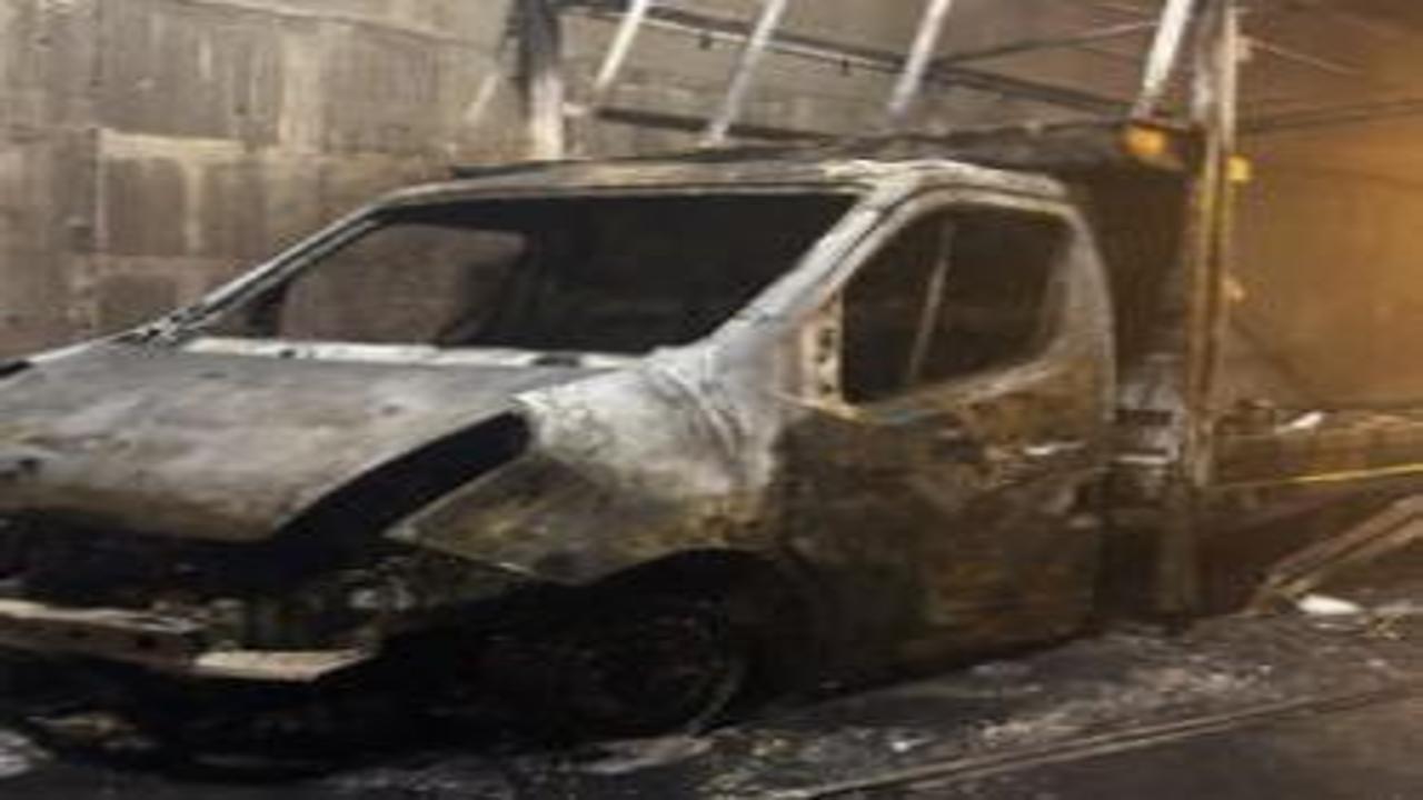 Sabiha Gökçen Havalimanı'nın 2. pistinin tünelinde araç yangını