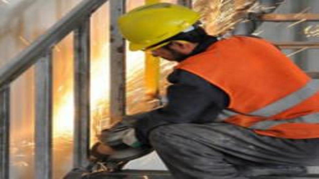 İstihdamda yeni rekor: Lokomotif sektörler belli oldu