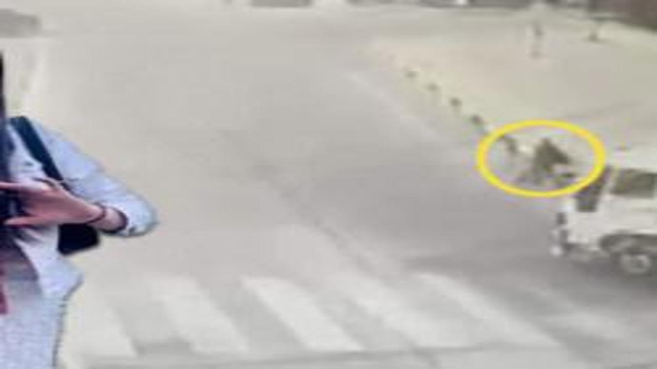 Zonguldak'ta feci kaza: Kamyonun çarptığı 19 yaşındaki Aysu hayatını kaybetti