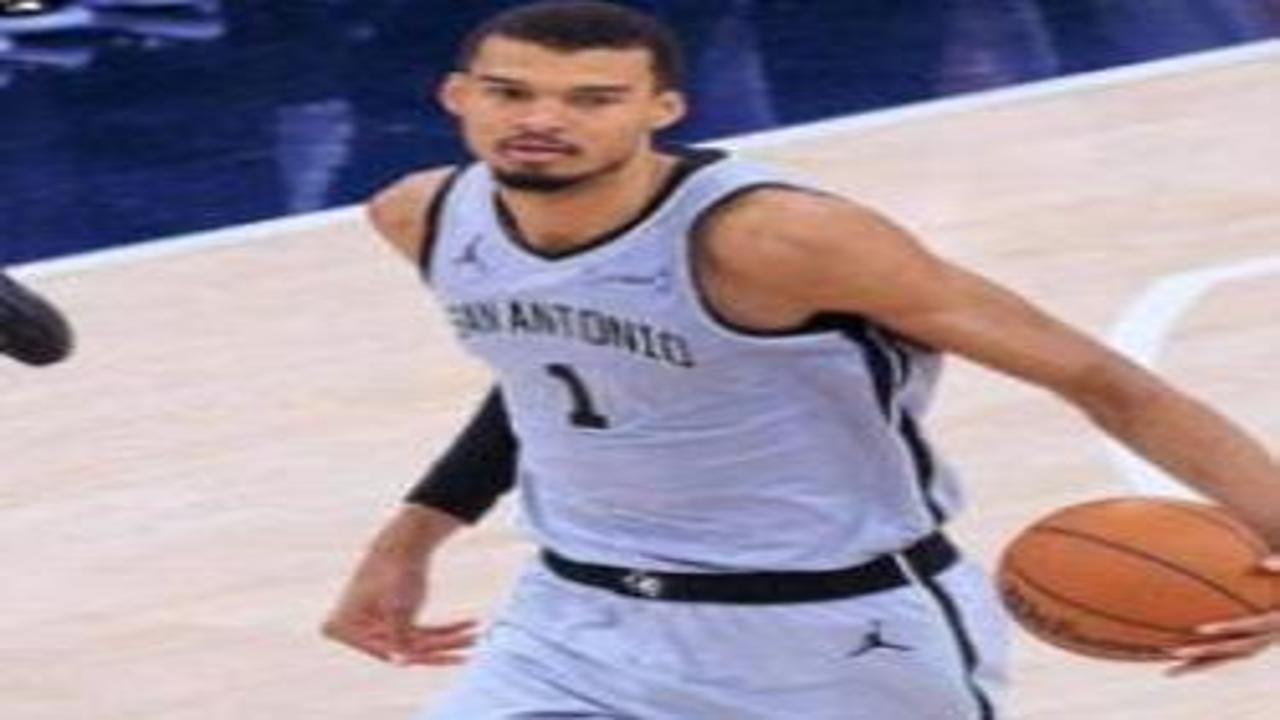 22 yaşındaki Wembanyama, NBA'de tarihe geçti