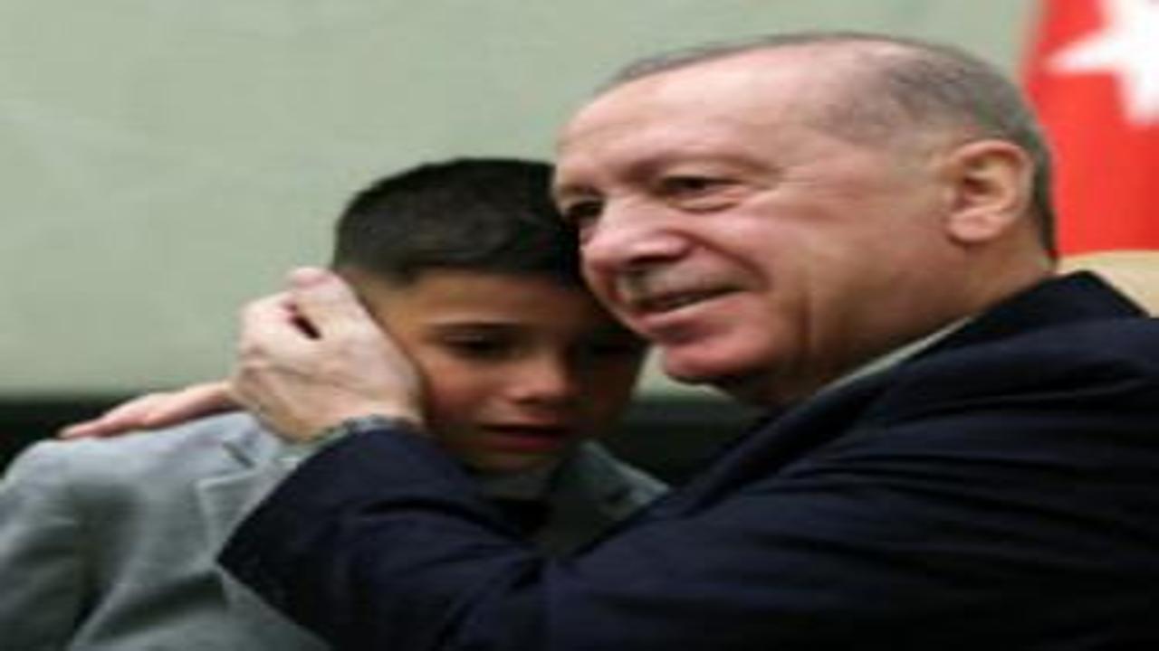 23 Nisan'da Külliye'de duygusal anlar! Erdoğan gözyaşlarını tutamadı