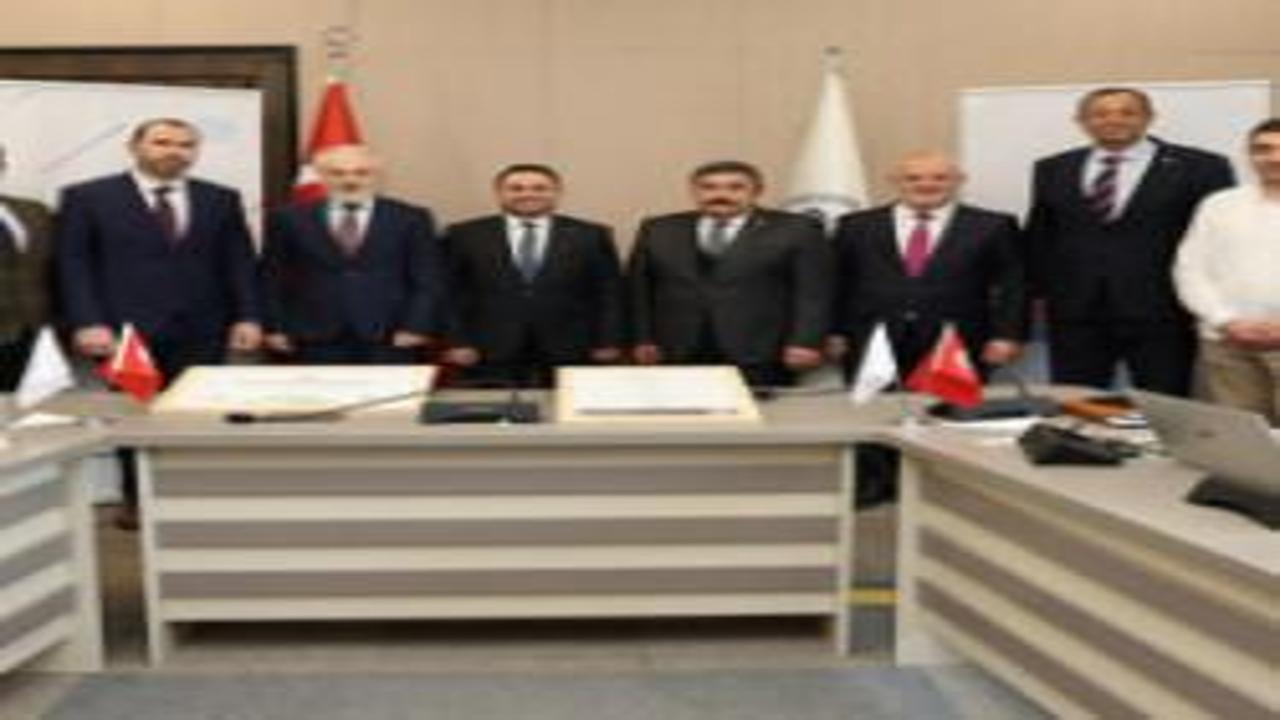 ALKÜ, yeşil enerjide Türkiye'nin ilk üniversitesi oldu!