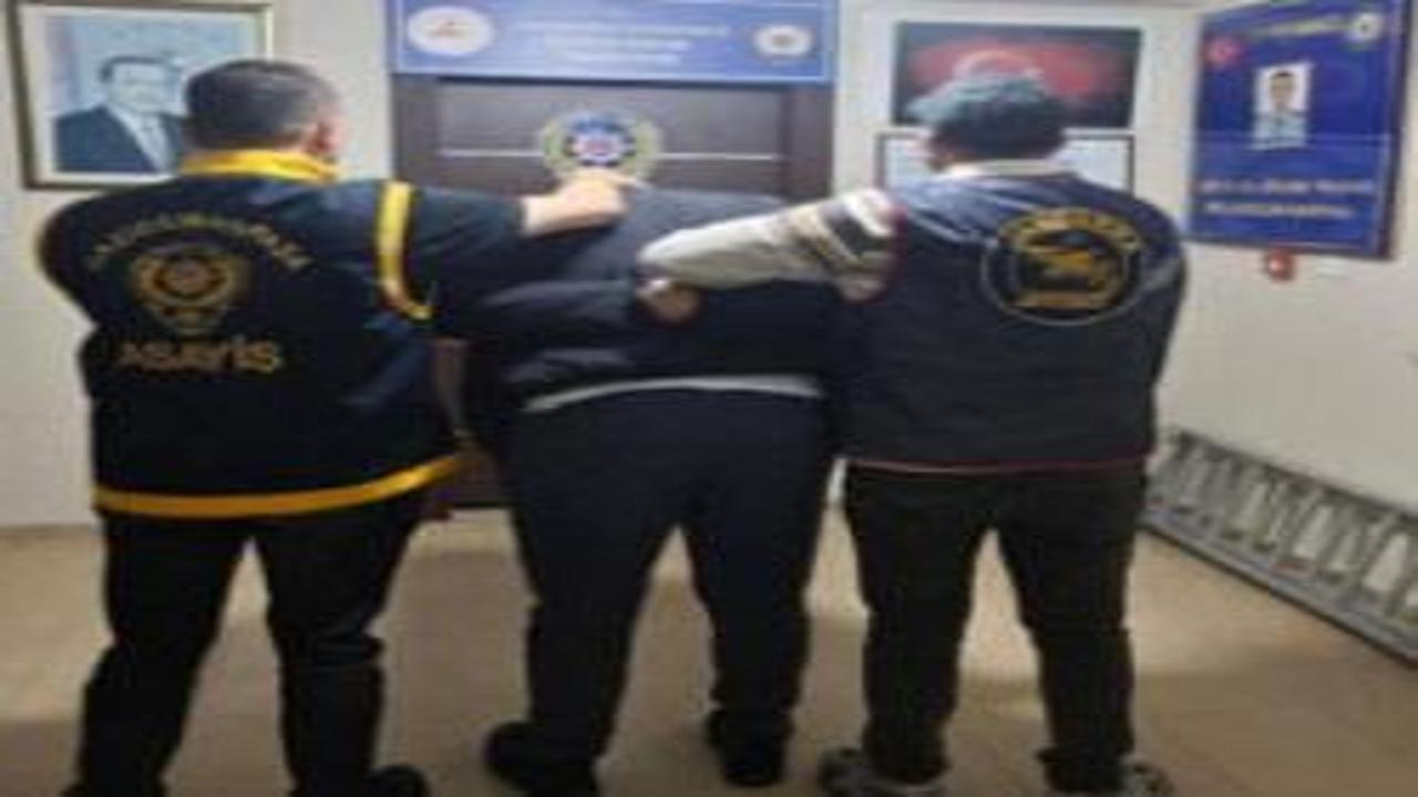 33 yıl 6 ay hapis cezasıyla aranan şahıs JASAT operasyonuyla yakalandı