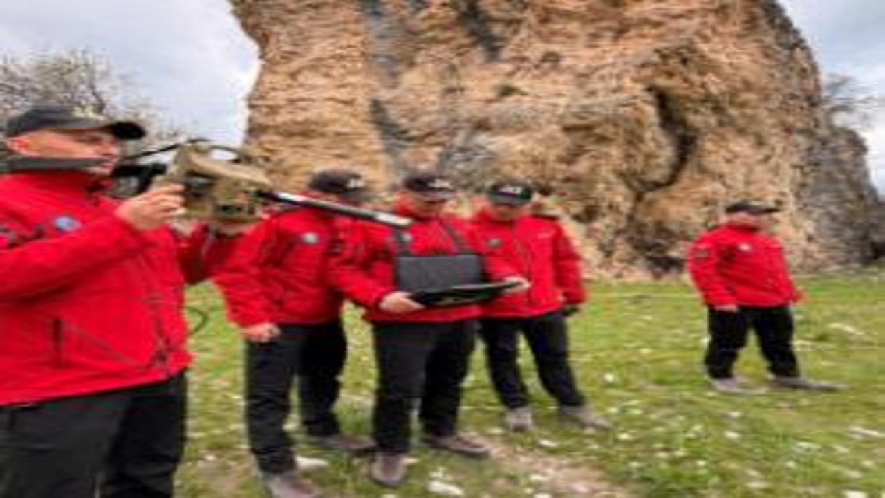 Gülistan Doku dosyasında kritik aşama! 30 kişilik ekip sahaya indi, didik didik aranıyor