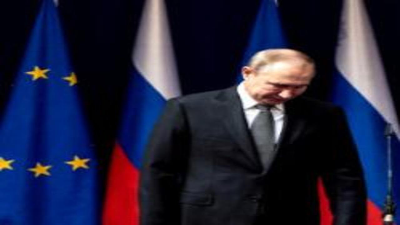 AB'den Rusya'ya ağır darbe! Petrol piyasalarını sarsacak karar! Resmen onayladılar